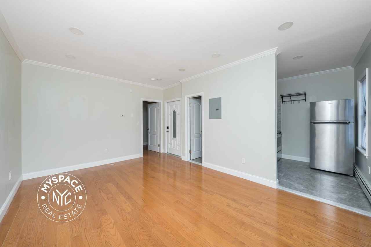 1588 Fulton St #2A - Photo 4 of 9