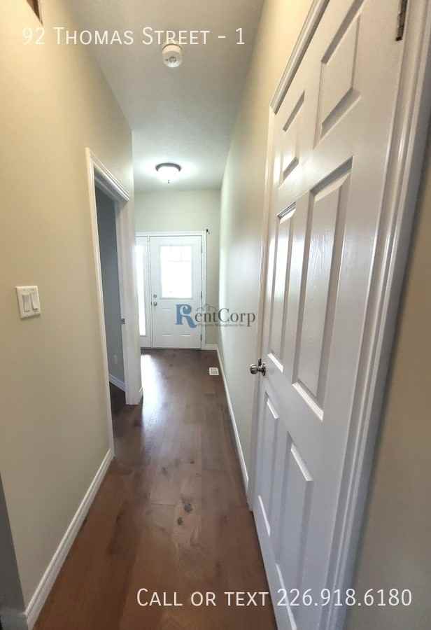 92 Thomas St - Photo 2 of 21