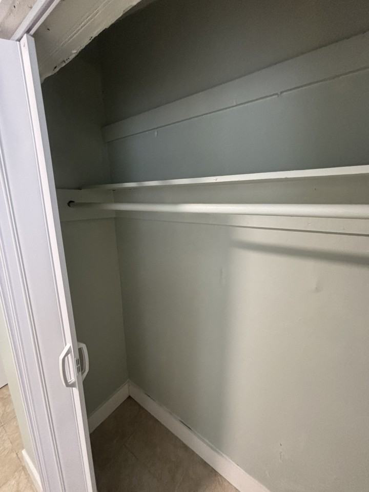 2911 NW 11th Pl - Photo 2 of 20