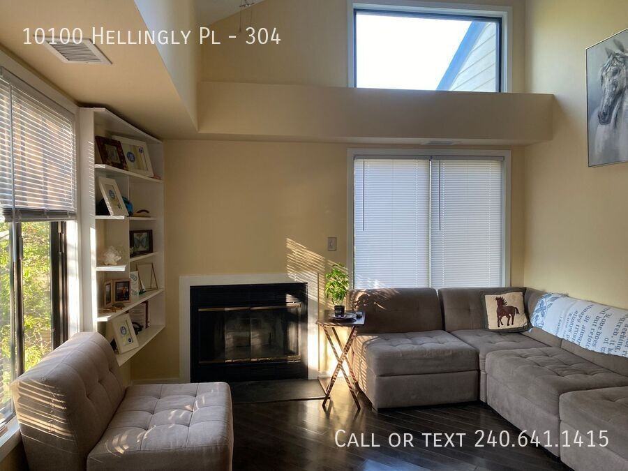 10100 Hellingly Pl #304 - Photo 5 of 13