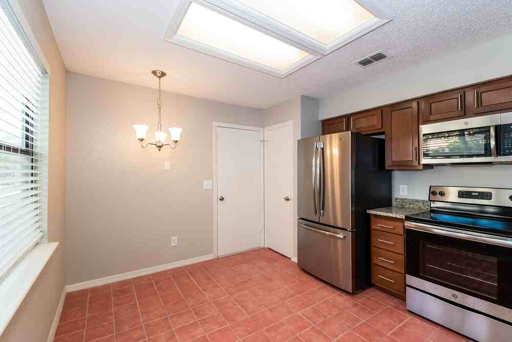 7039 Eagles Perch Dr - Photo 6 of 16