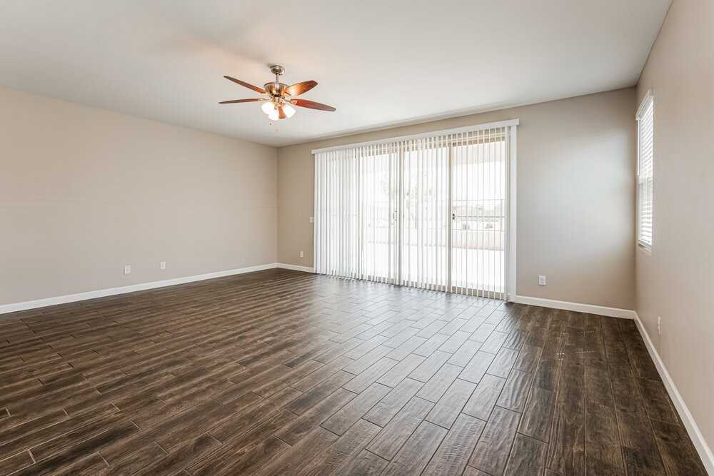 19785 N Herbert Ave - Photo 4 of 16