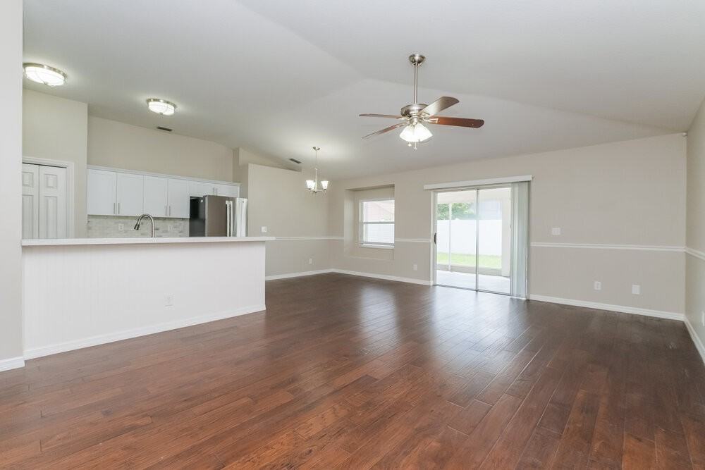 526 Greg St - Photo 3 of 16