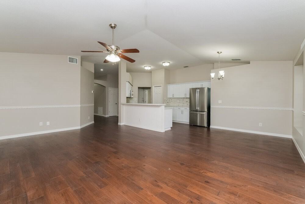 526 Greg St - Photo 4 of 16