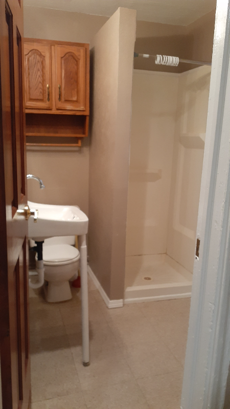 2315 W 7th St #1 - Photo 4 of 15