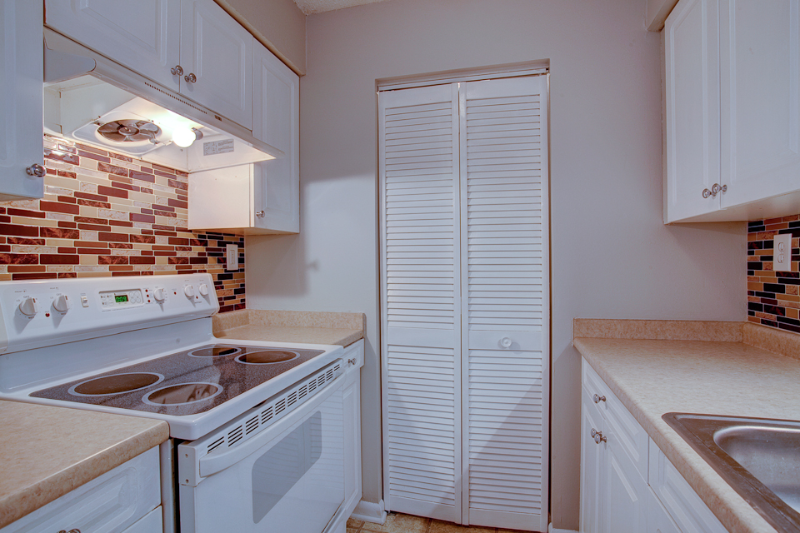 950 Forestbrook Rd #D1 - Photo 2 of 28