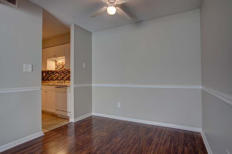 950 Forestbrook Rd #D1 - Photo 6 of 28