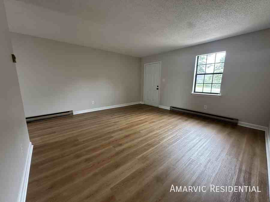 2482 W Raleigh Blvd - Photo 4 of 14