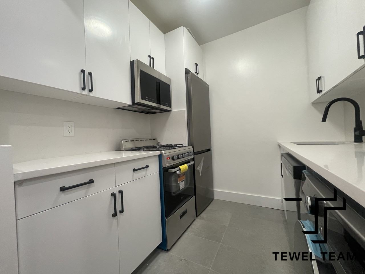 2269 Adam Clayton Powell Junior Boulevard #4B - Photo 5 of 19