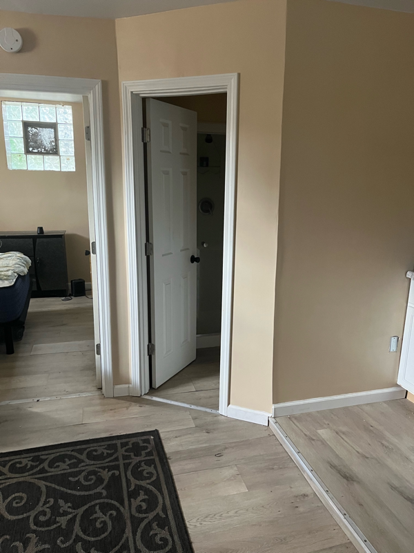 1301 Pennsylvania St #6 - Photo 3 of 9