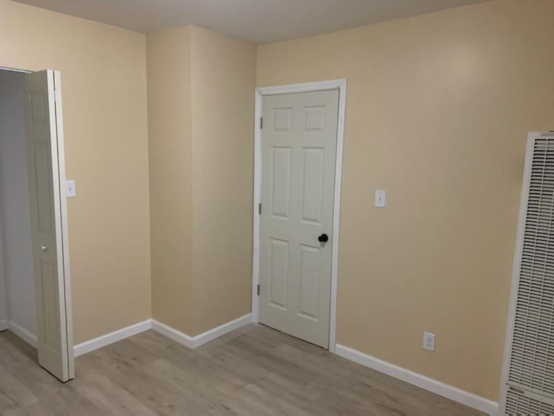 1301 Pennsylvania St #6 - Photo 4 of 9
