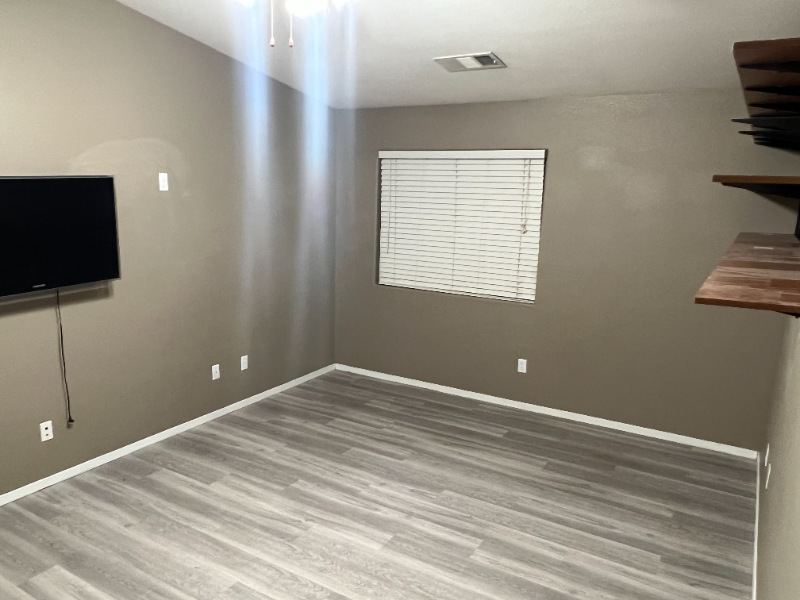 1902 E Monte Verde Ave - Photo 2 of 4