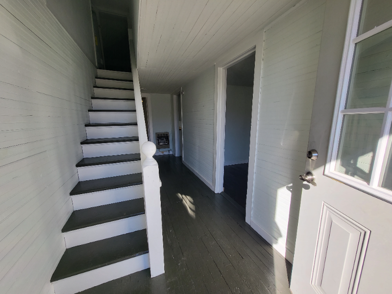 23 Cherry Ln #C - Photo 2 of 9