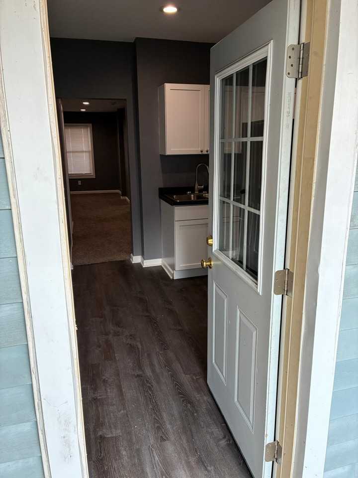 514 S Center St - Photo 7 of 7
