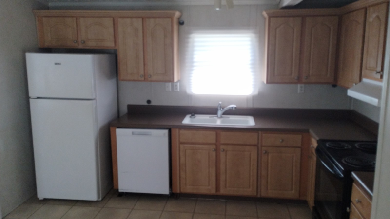 143 Se Laurence Ct - Photo 5 of 22