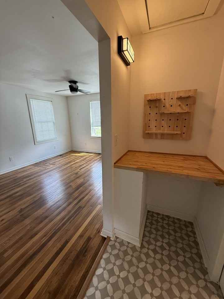 1514 Lawson Ave - Photo 2 of 8