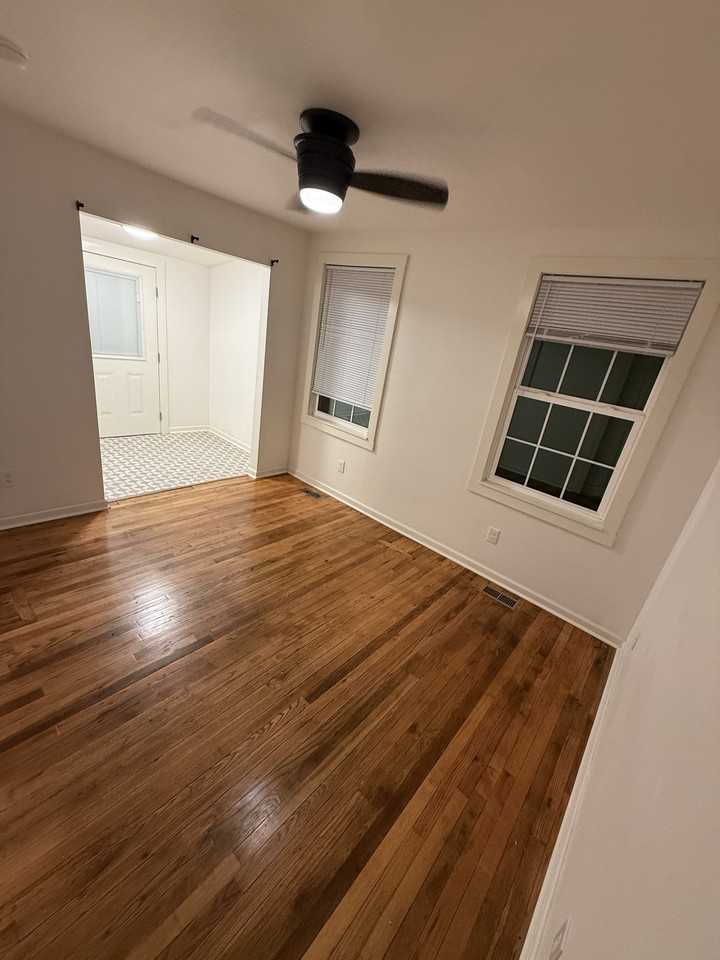 1514 Lawson Ave - Photo 4 of 8
