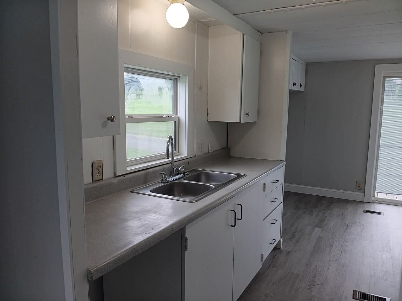 182 Hillcrest Park Ln #9 - Photo 6 of 16