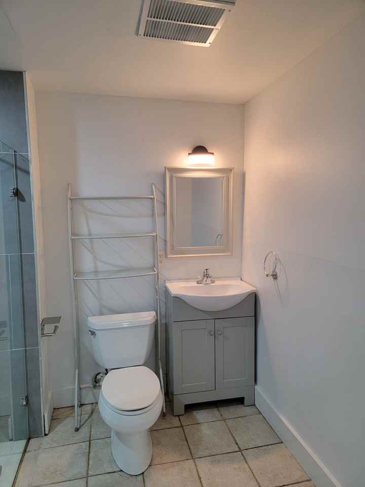 2339 Boas St #11 - Photo 3 of 7