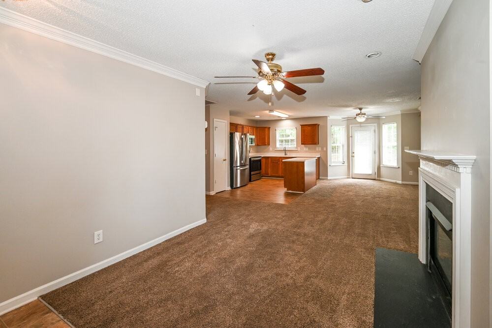 5880 Mahogany Pl Sw - Photo 4 of 16