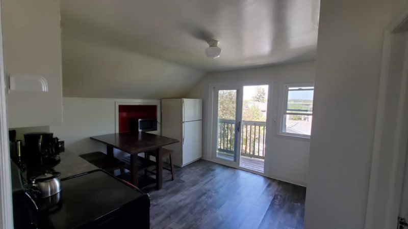 621 3rd St Nw #UP - Photo 6 of 7