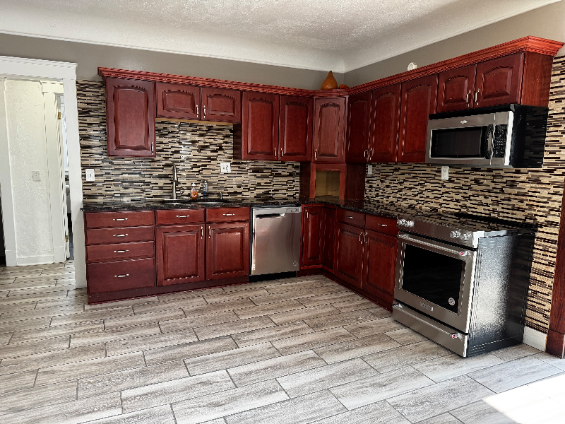 1447 Lakeland Ave #DOWN - Photo 3 of 17