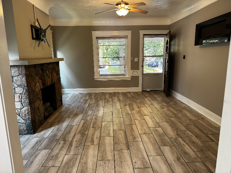 1447 Lakeland Ave #DOWN - Photo 6 of 17