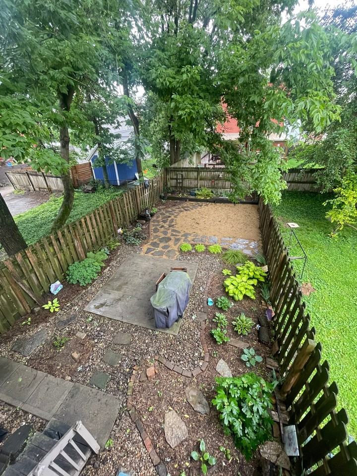 4127 Lakeman St - Photo 4 of 16
