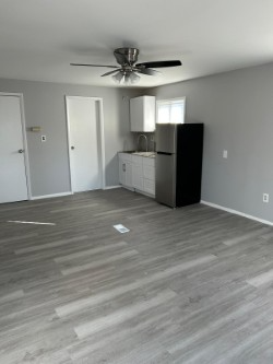 280 Wisner Ave #2 - Photo 4 of 5