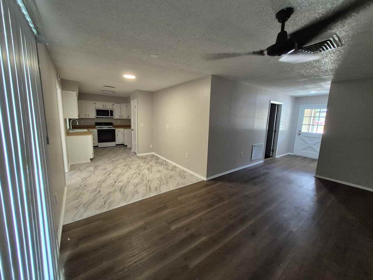 332 Upland Ave - Photo 3 of 22