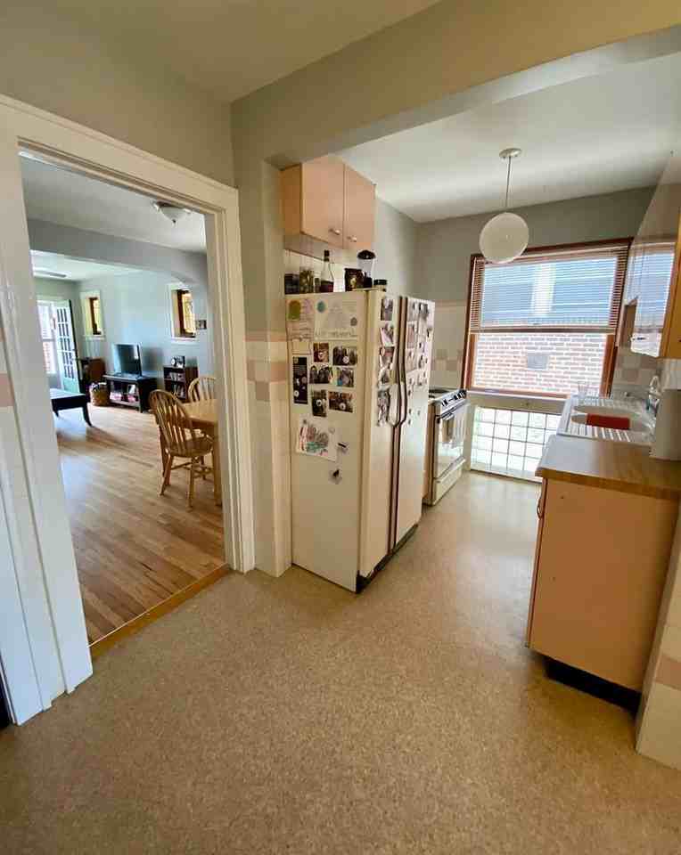4937 Winona Ave #4939 - Photo 3 of 8