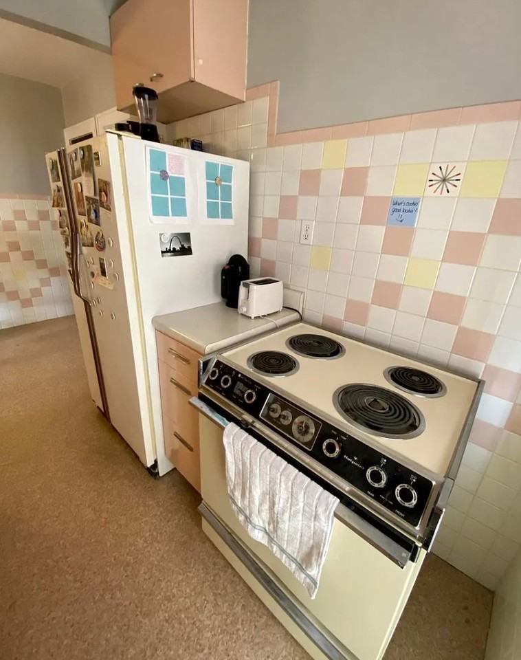 4937 Winona Ave #4939 - Photo 5 of 8