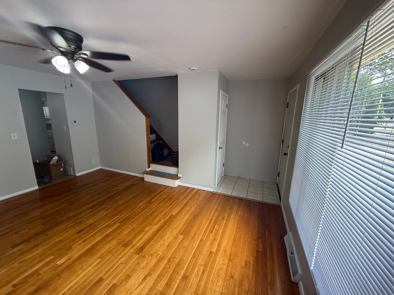 542 Newman Rd #4 - Photo 3 of 16