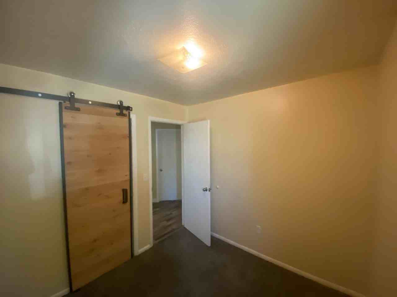 8639 Sw - Photo 6 of 9