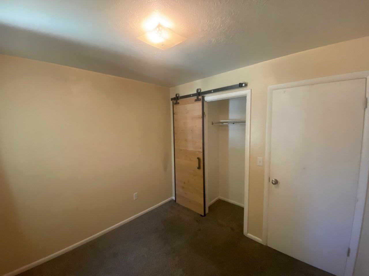 8639 Sw - Photo 7 of 9