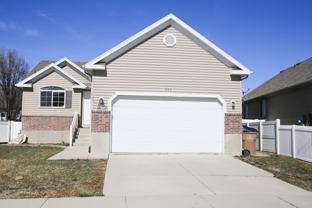 356 W Clintwood Dr - Photo 1 of 1