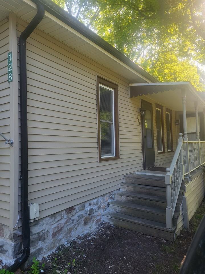 128 East St - Photo 3 of 16