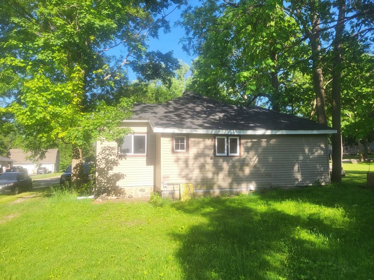 128 East St - Photo 4 of 16