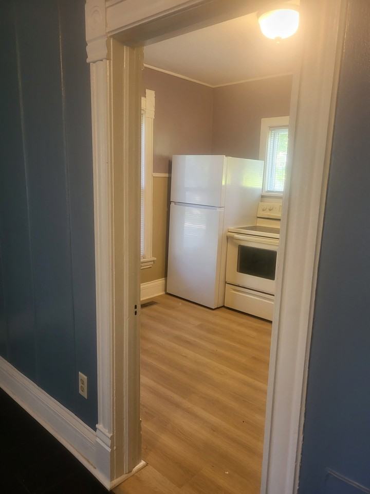 128 East St - Photo 6 of 16