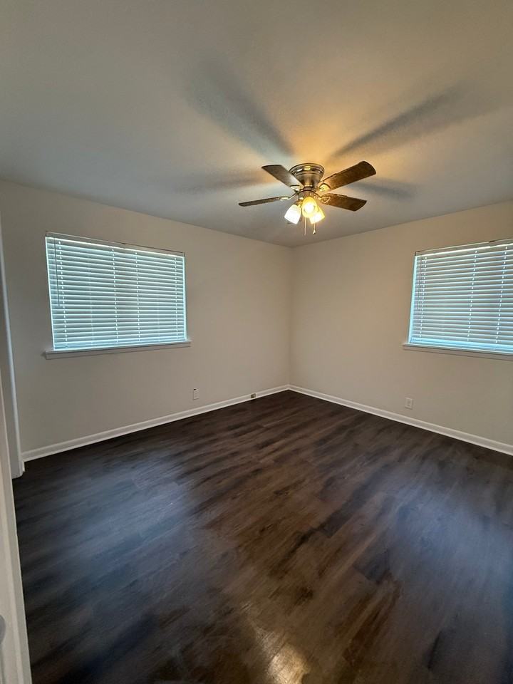 5115 N Woodland Dr - Photo 6 of 8