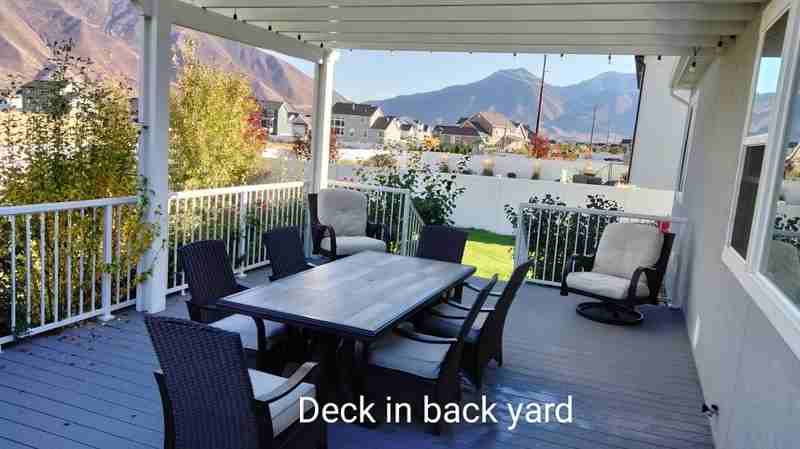 403 S Doubleday St - Photo 3 of 14