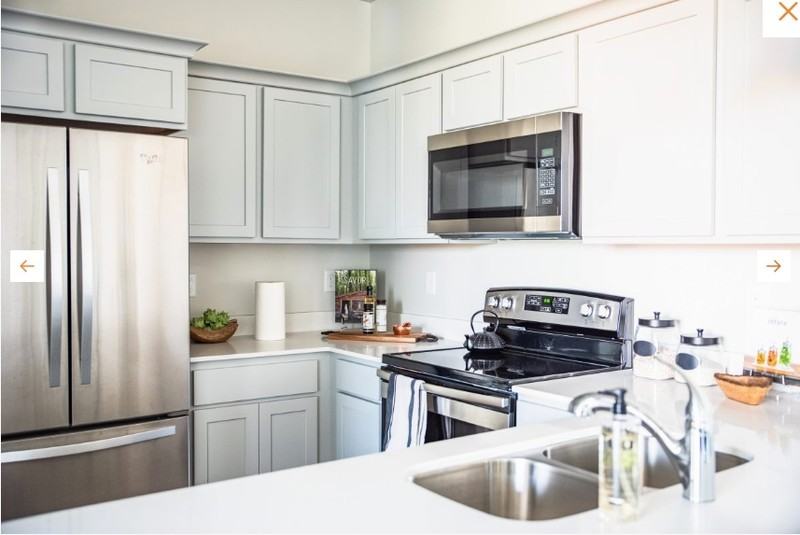 3820 Wn #N303 - Photo 2 of 10