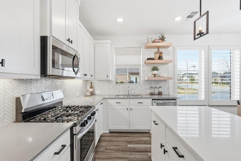 441 Matchbox St - Photo 7 of 20