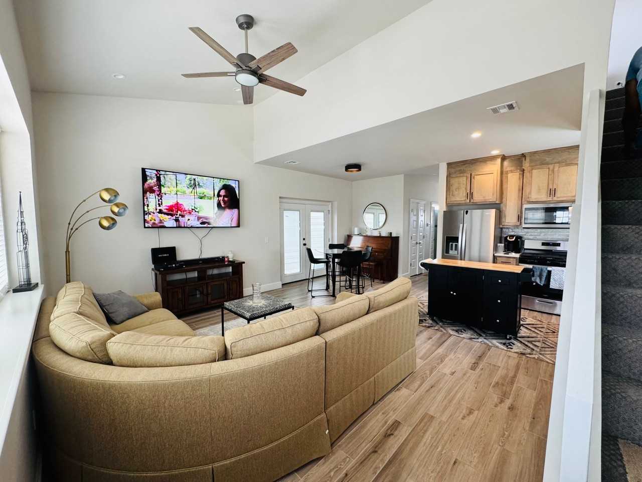 2721 N Walnut Ave - Photo 7 of 7