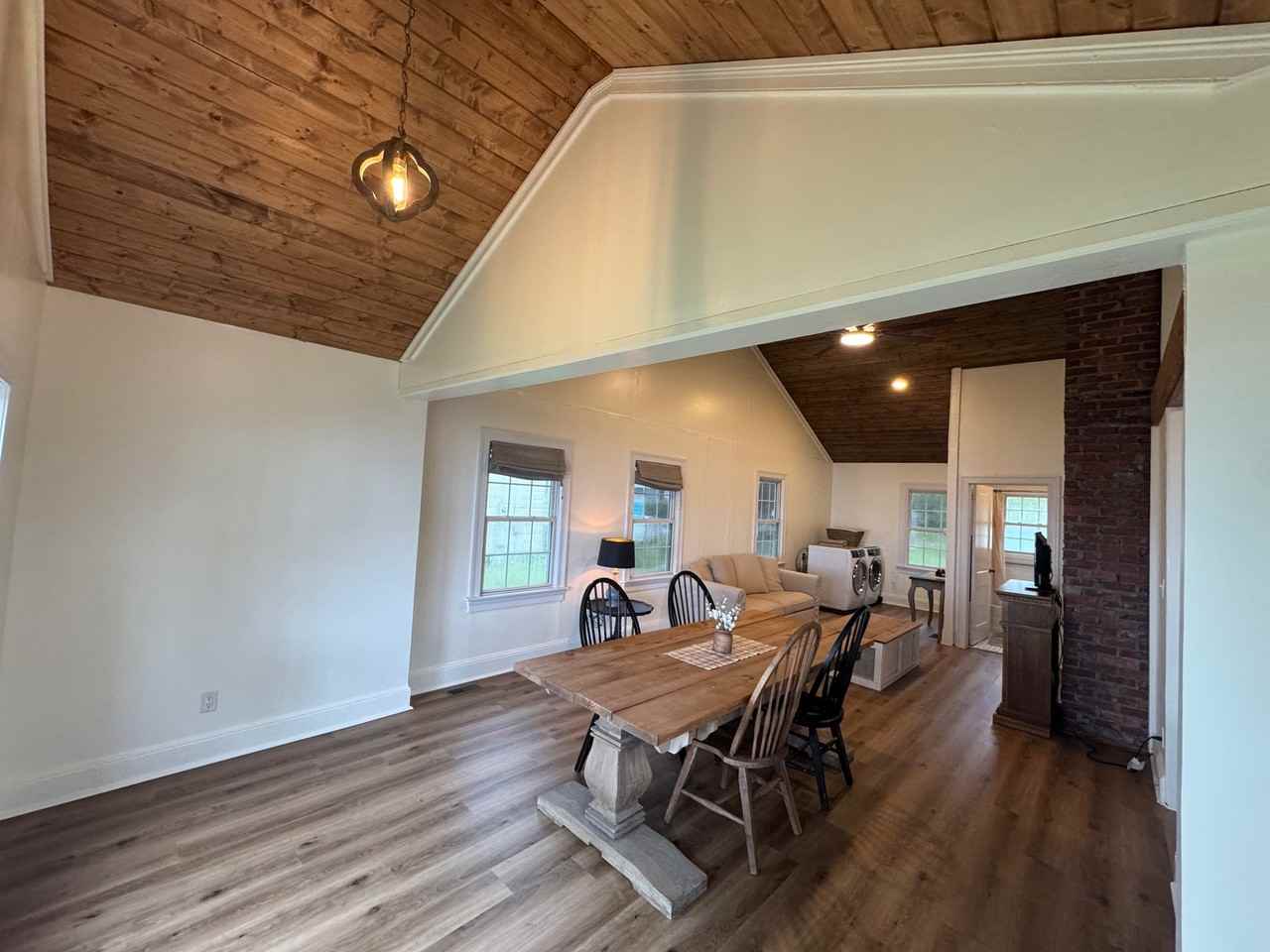 810 Neuse Dr - Photo 3 of 19