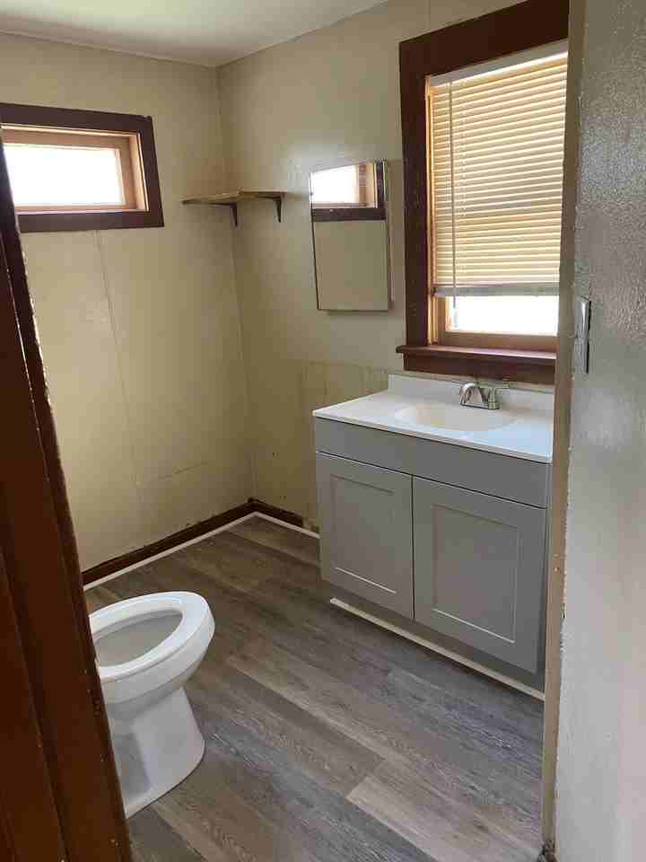712 Sw 16th St - Photo 6 of 10