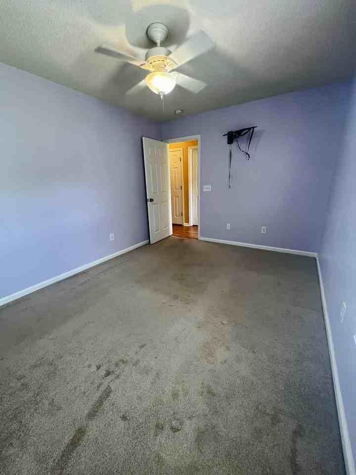 1019 Golden Aspen Dr - Photo 4 of 9