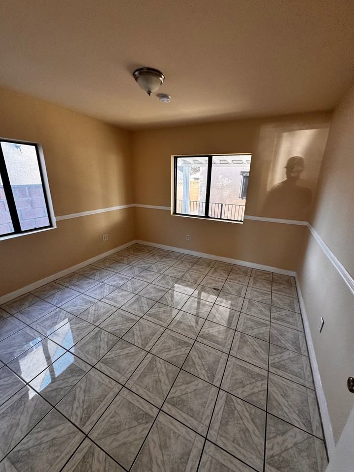 2653 Flower St #2653 - Photo 7 of 9