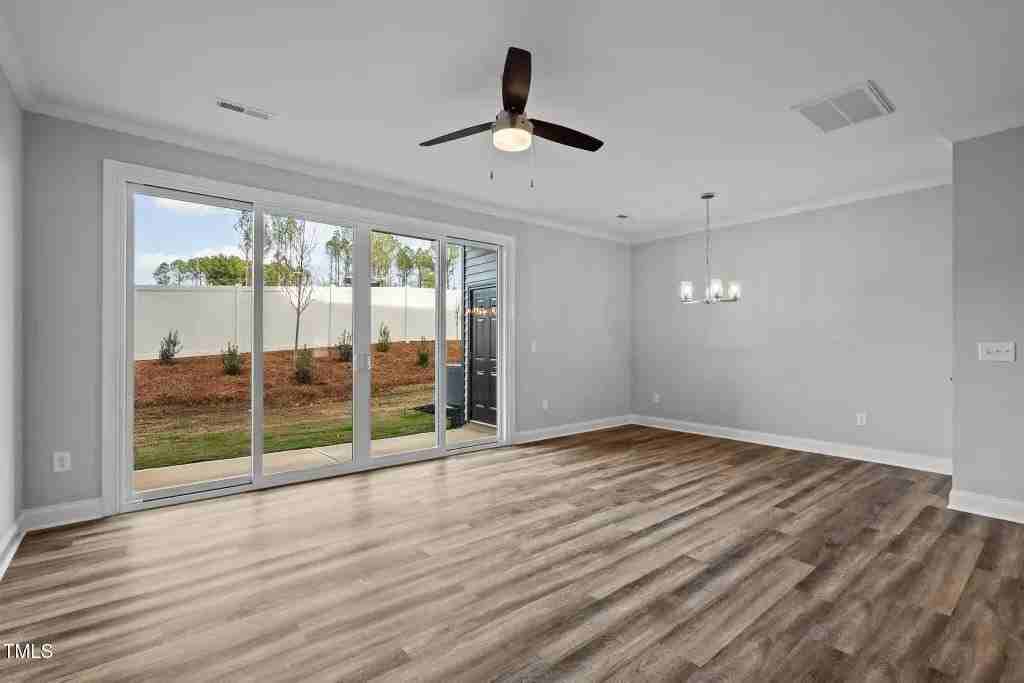 703 Jamescroft Way - Photo 3 of 13