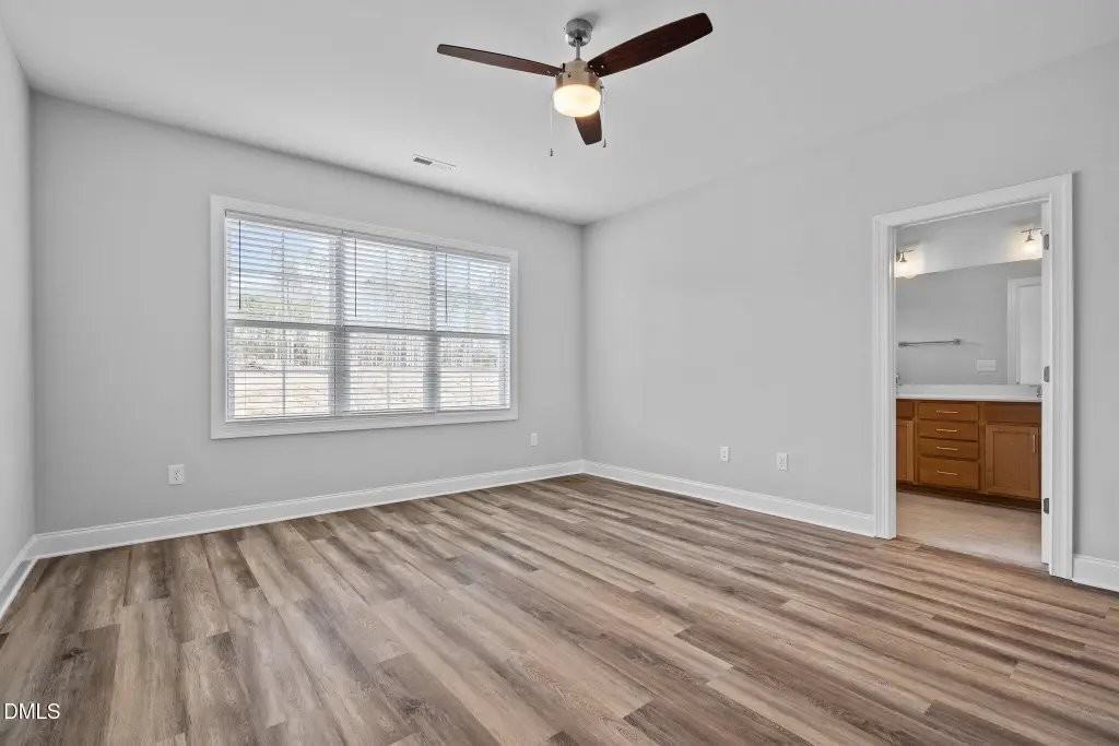 703 Jamescroft Way - Photo 4 of 13
